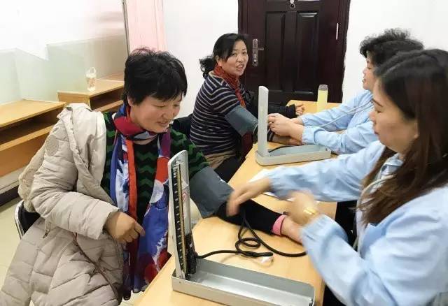 奉贤区：柘林镇开展无偿献血活动