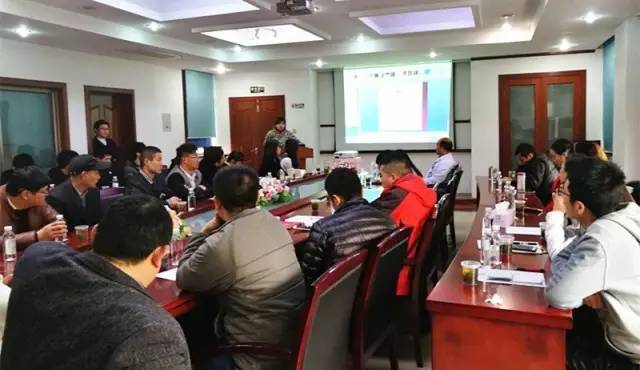 松江区：召开志愿者工作及培训会议