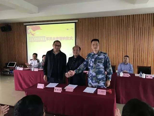 松江区：军民鱼水情，双拥一家亲