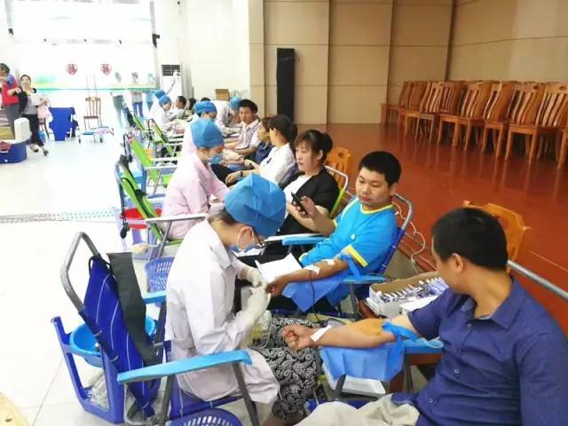 松江区：新桥团体献血，清凉整个夏季