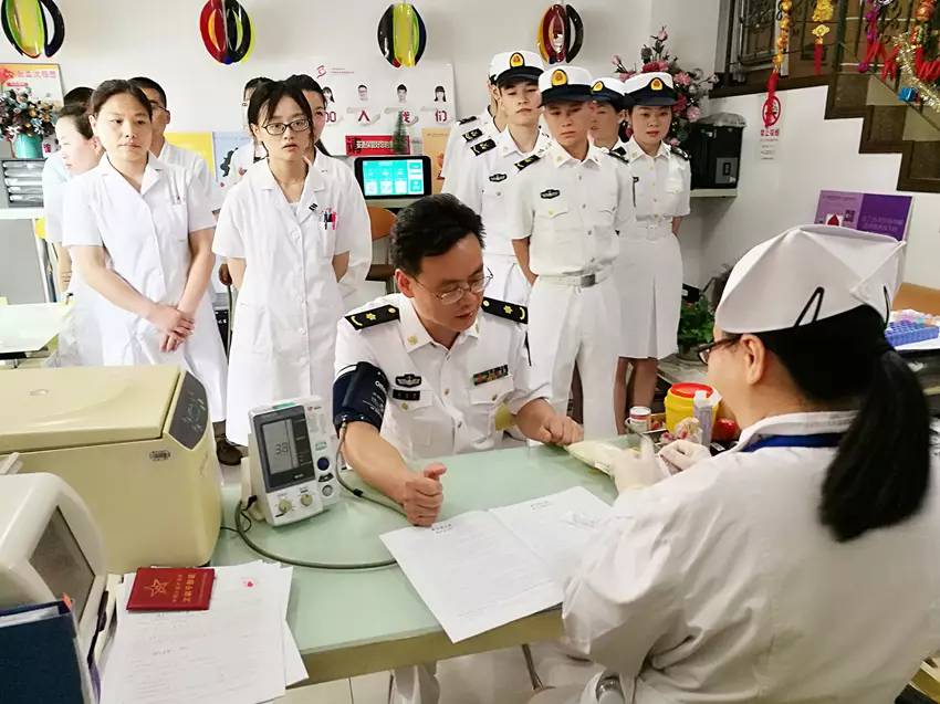 虹口区：庆“八一”无偿献血活动