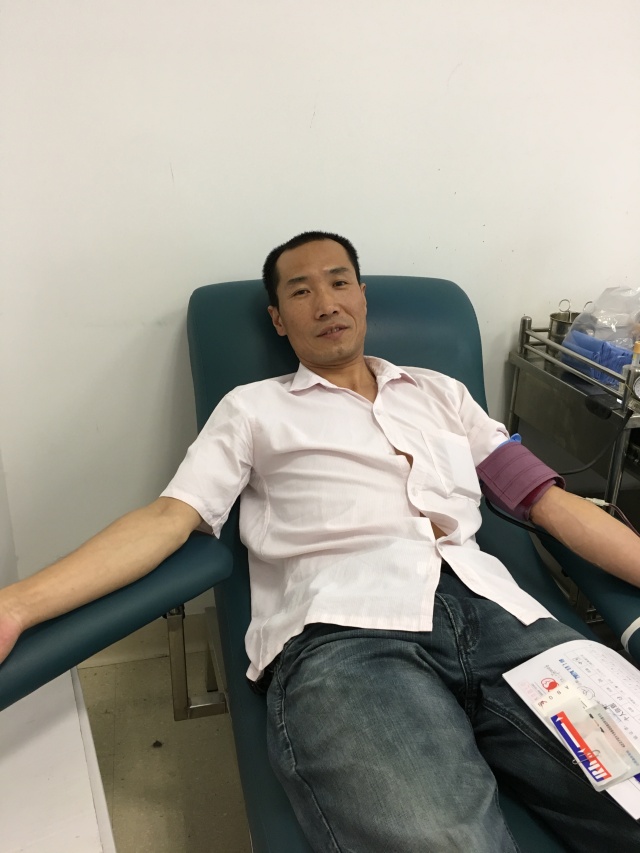 杨浦区：“熊猫大侠”应急献血挽救生命