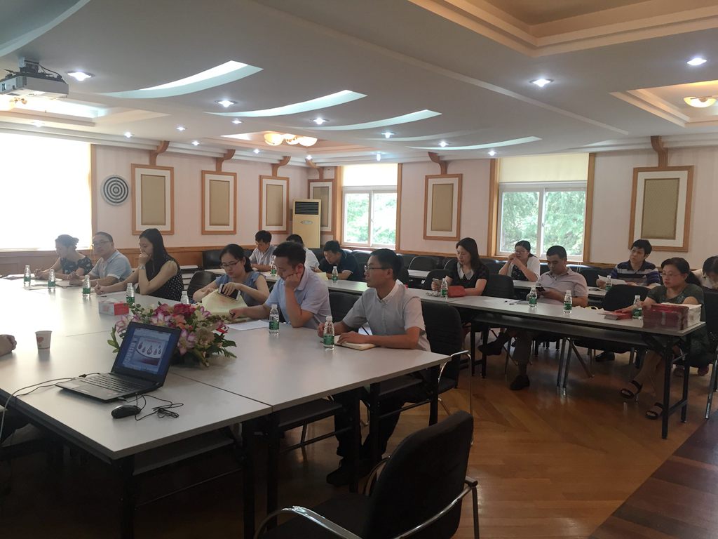 嘉定区血站召开2017年临床用血工作会议