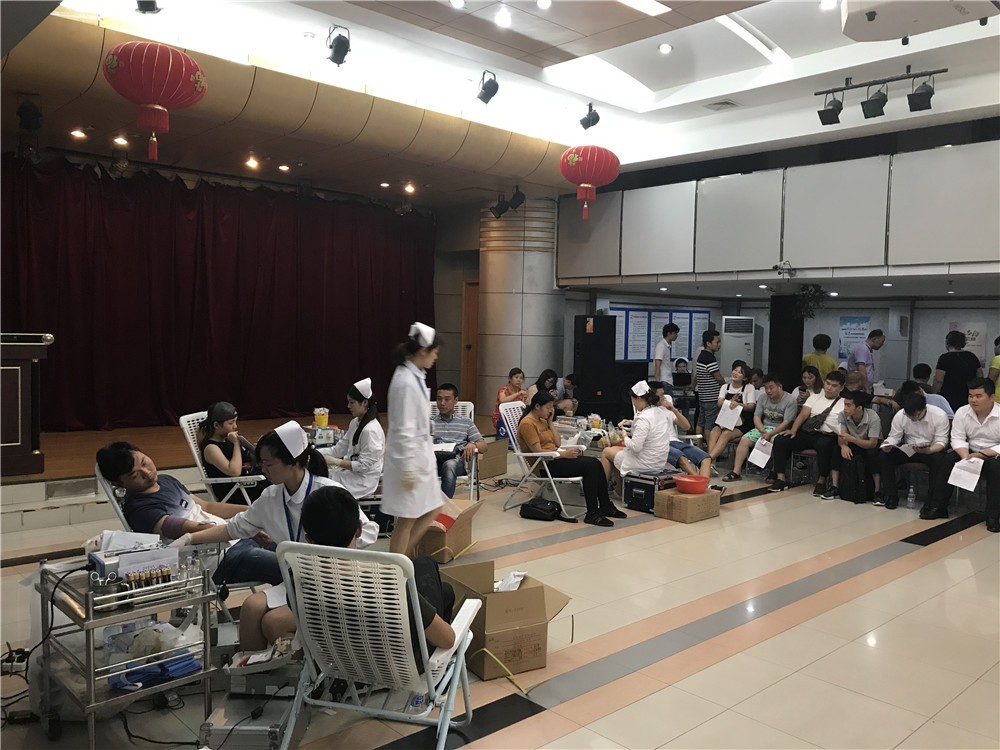 长宁区：无偿献血汇集众人之爱