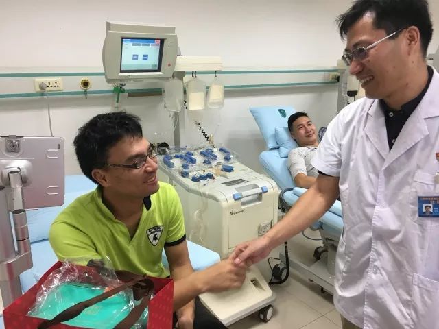 杨浦区：开展党员主题日活动日