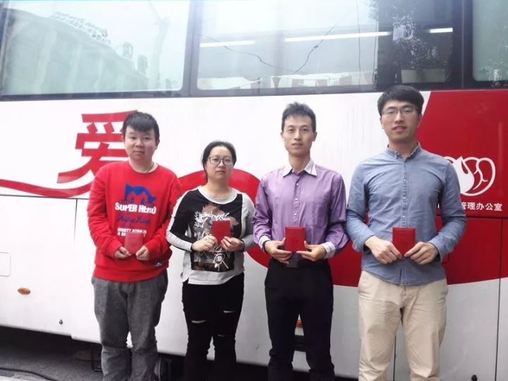 闵行区：社区医生加入献血行列