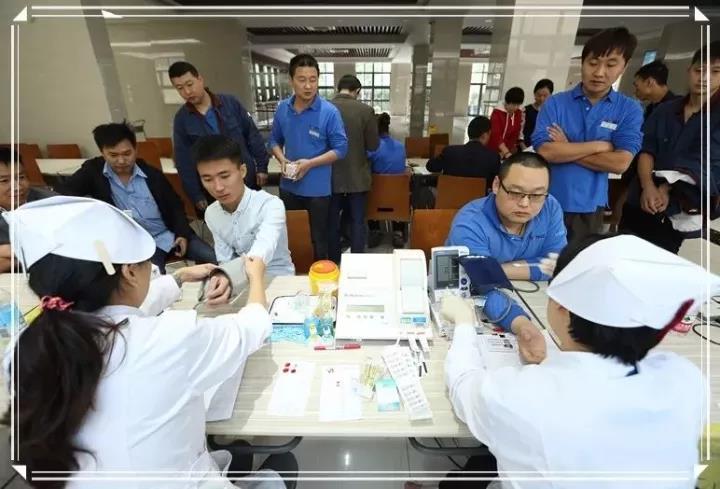 闵行区：加冷松芝员工争相献血