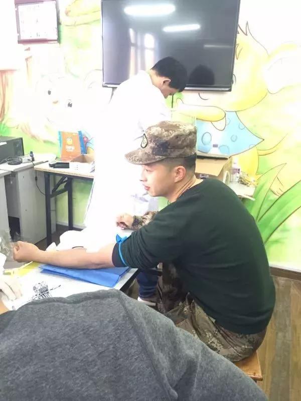 崇明区：无偿献血，用爱心温暖寒冬