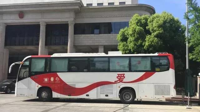 徐汇区：区政府公务人员捐热血献爱心