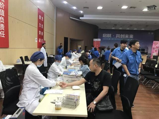 嘉定区：上海大众汽车公司职工积极参与无偿献血