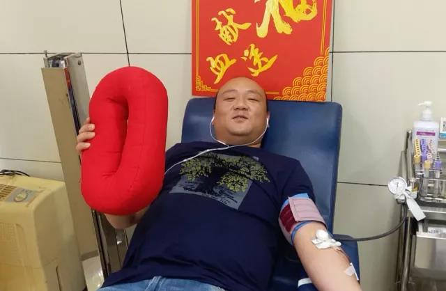 普陀区：“五一劳动节”市民献血热情高