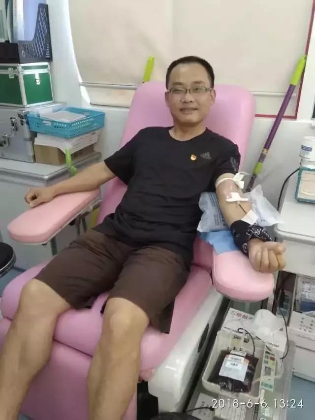 浦东新区：无偿献血志愿者郭勇