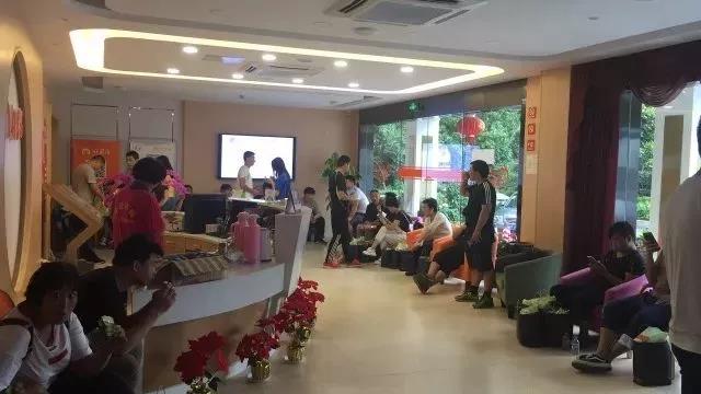 徐汇区：凌云街道组织无偿献血活动