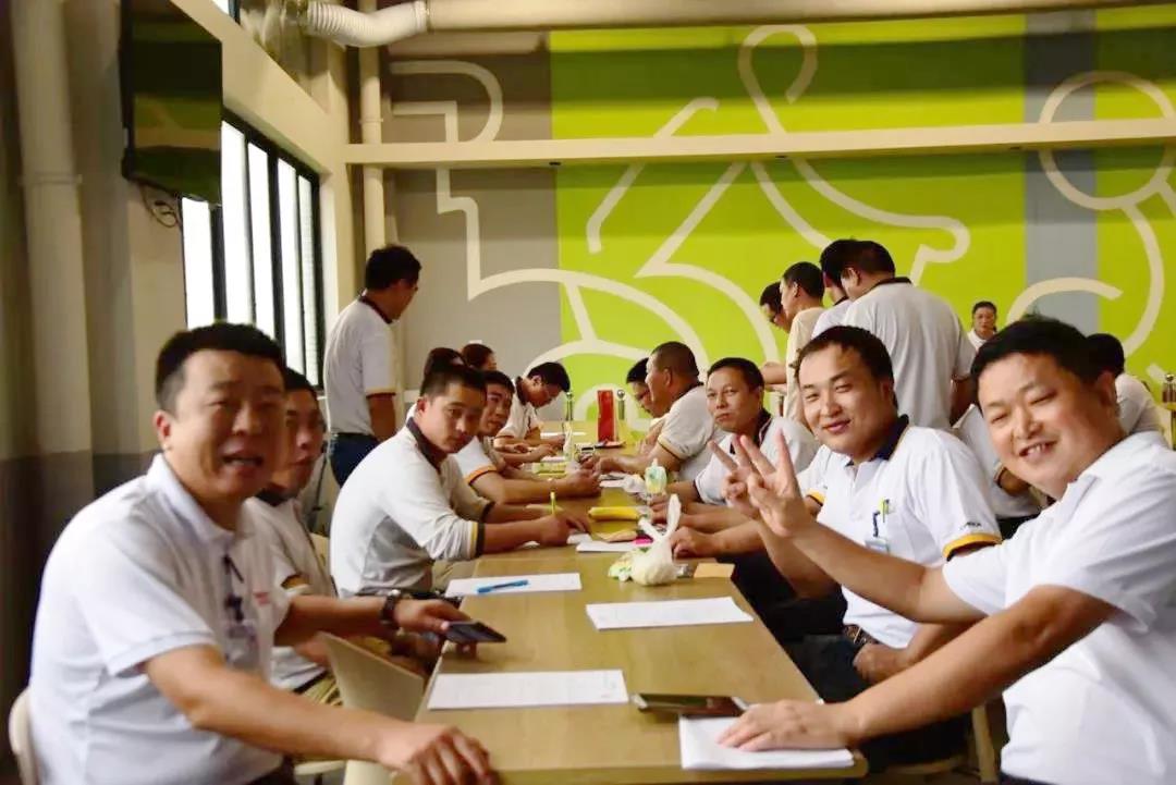 嘉定区：乔山健身器材有限公司团体无偿献血活动