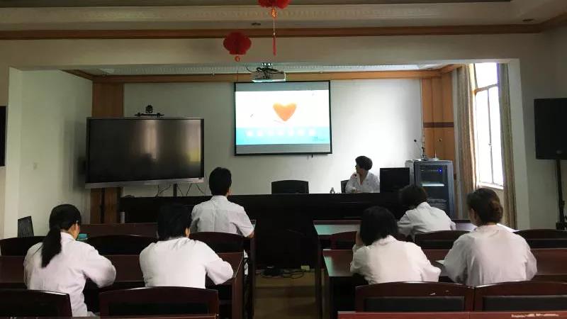 金山区：血站开展内审员培训