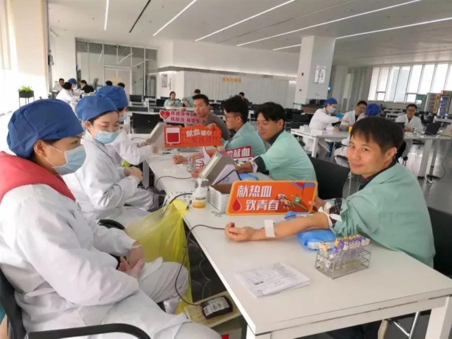 嘉定区：爱茉莉化妆品（上海）公司团体无偿献血活动