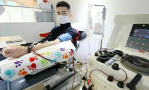 闵行区：24岁商品研发设计师甘当“三献”志愿者 5年无偿献血50次