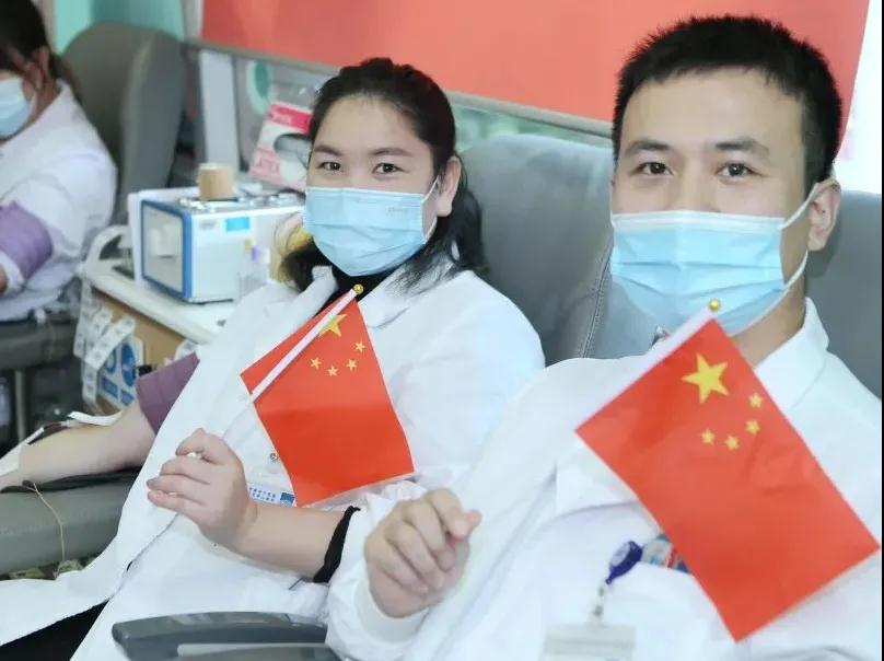 闵行区:中心医院团体无偿献血活动