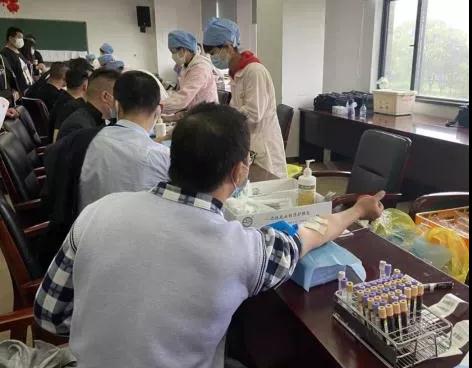 青浦区:夏阳街道团体无偿献血活动