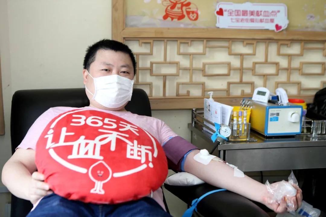 闵行区:守护隔离点14个月的家庭医生10余年无偿献血5200ml