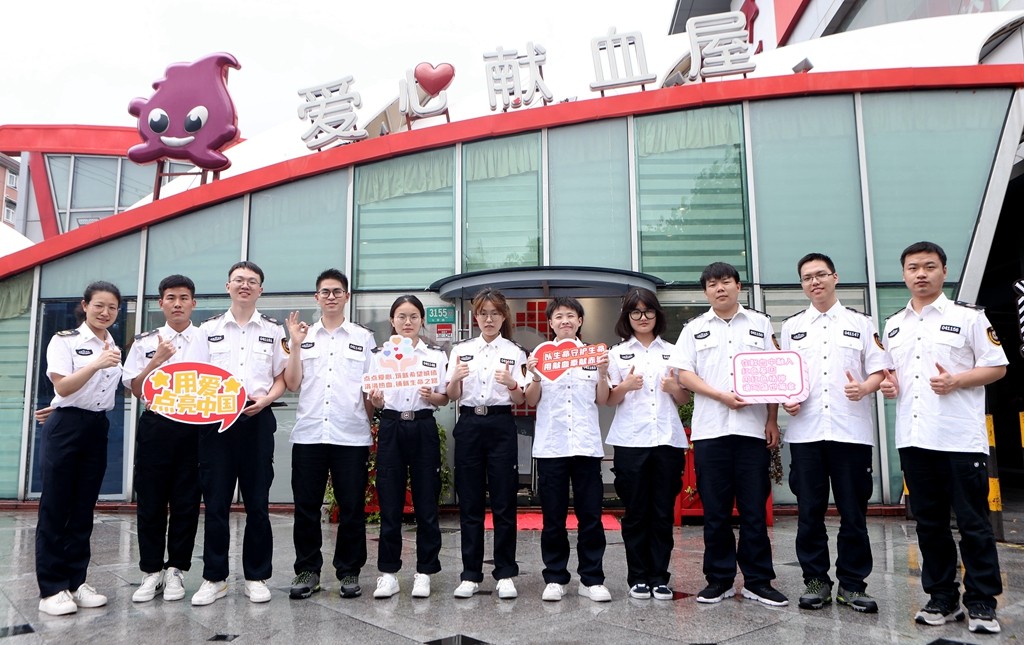 闵行区:感悟航天精神、挥洒热血情怀!夏季应急无偿献血演练活动