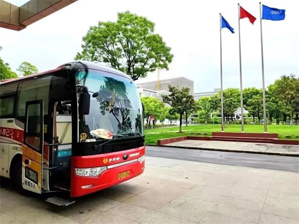 1682388255272129.jpg 01.jpg